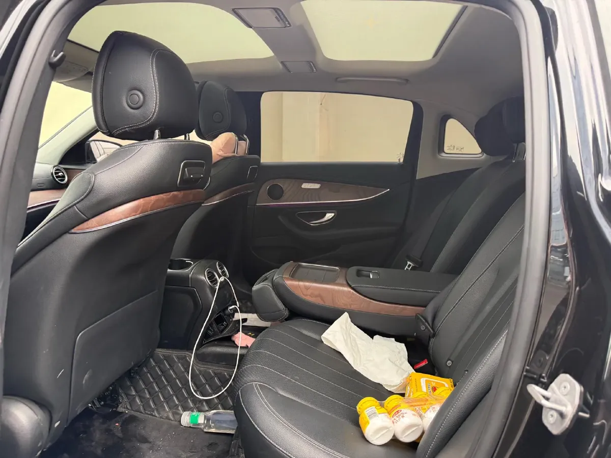 2020 Mercedes-Benz E Class 2.0T 258HP L4 9AT,autocango,china used car exporter,china ev exporter,chinese used car exporter,chinese used ev exporter