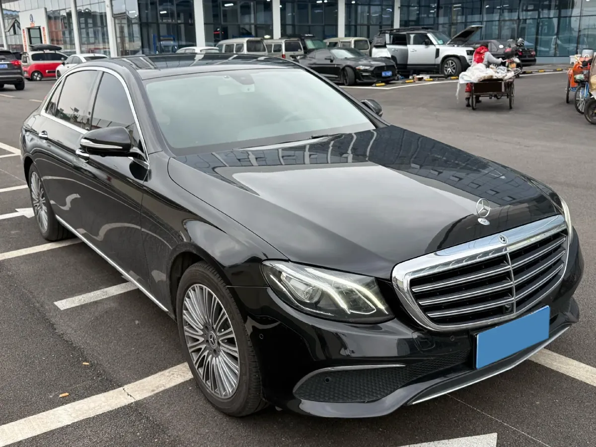 2020 Mercedes-Benz E Class 2.0T 258HP L4 9AT,autocango,china used car exporter,china ev exporter,chinese used car exporter,chinese used ev exporter