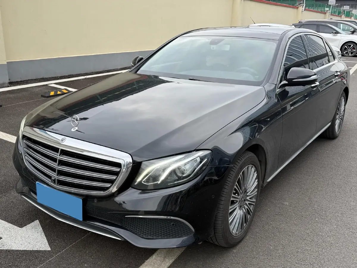 2020 Mercedes-Benz E Class 2.0T 258HP L4 9AT,autocango,china used car exporter,china ev exporter,chinese used car exporter,chinese used ev exporter