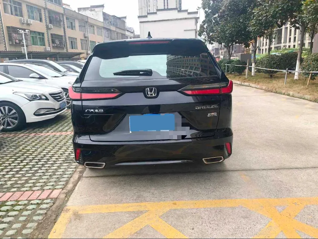 2023 Honda Breeze 1.5T 193HP L4 CVT,autocango,china used car exporter,china ev exporter,chinese used car exporter,chinese used ev exporter