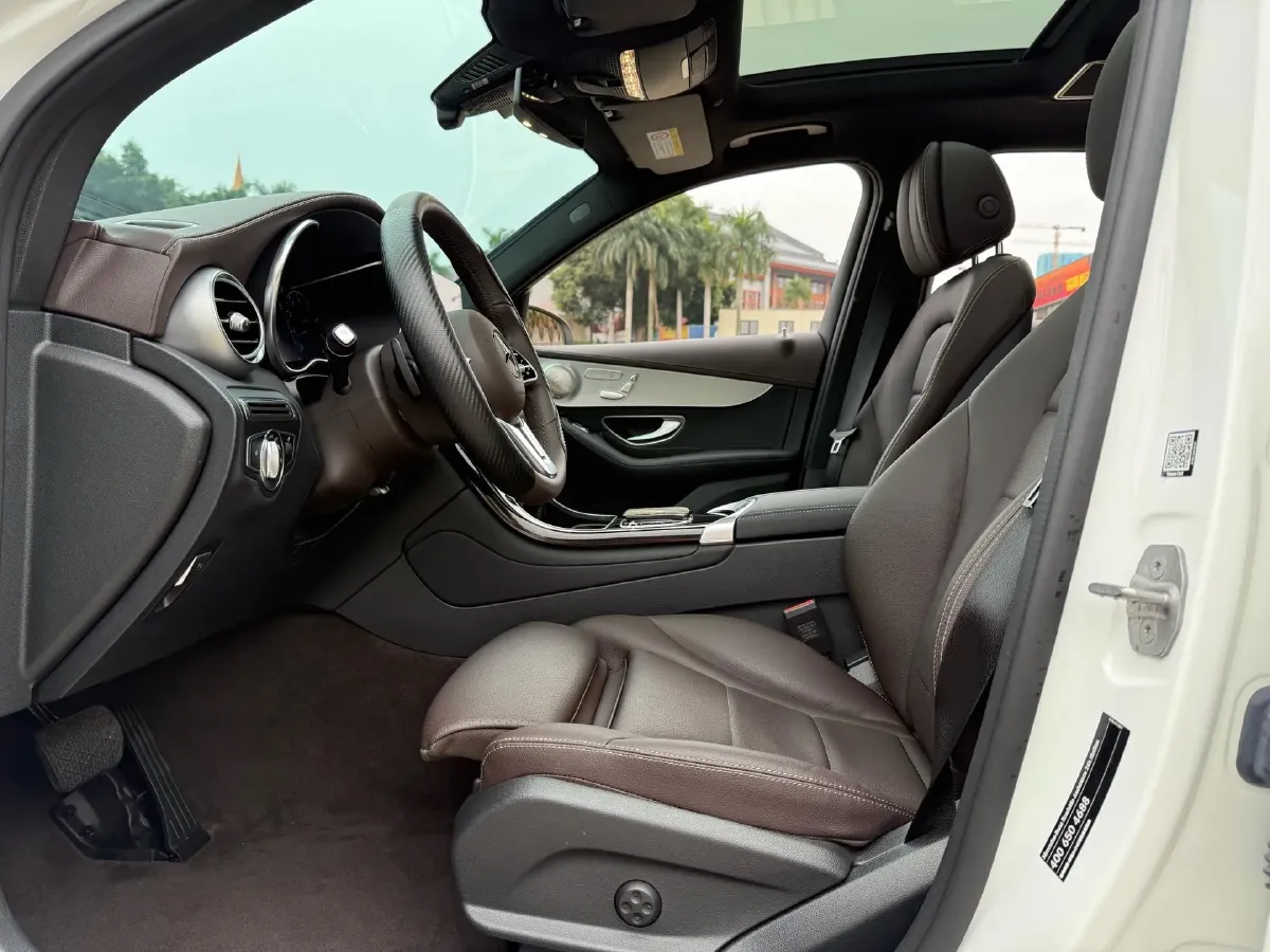 2022 Mercedes-Benz GLC Class 2.0T 197HP L4 9AT,autocango,china used car exporter,china ev exporter,chinese used car exporter,chinese used ev exporter