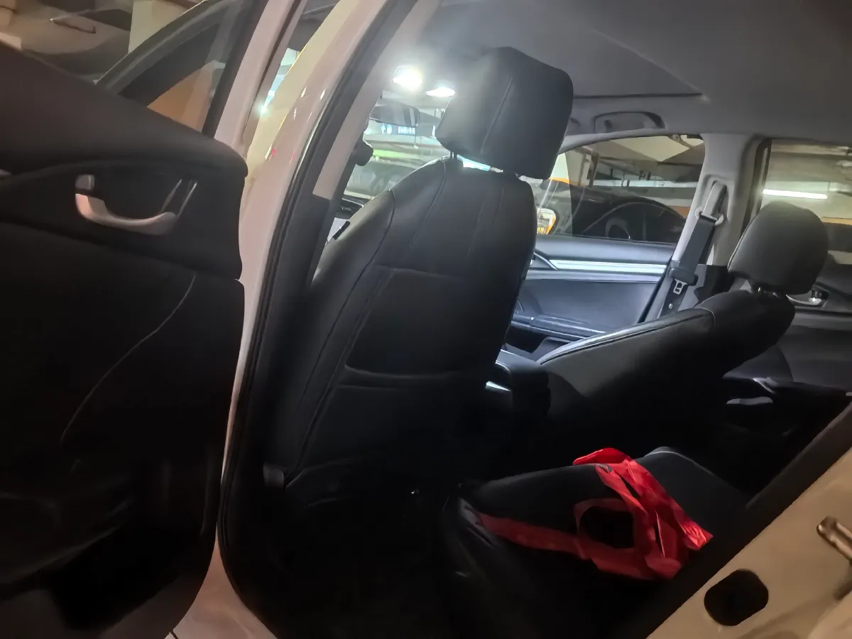 2019 Honda Civic 1.5T 177HP L4 CVT,autocango,china used car exporter,china ev exporter,chinese used car exporter,chinese used ev exporter