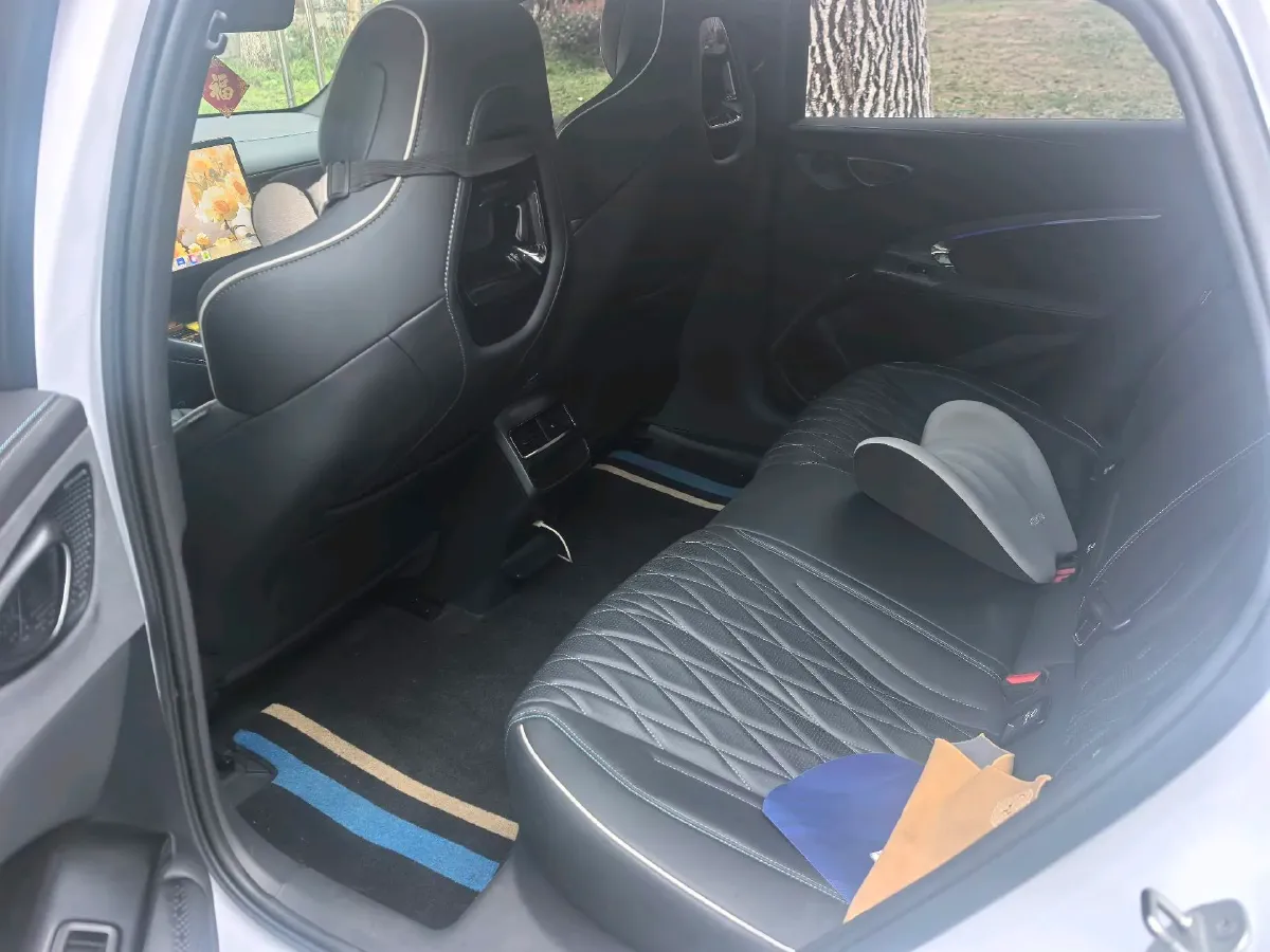 2022 MAXUS DaJia 5 BEV 70KWH,autocango,china used car exporter,china ev exporter,chinese used car exporter,chinese used ev exporter