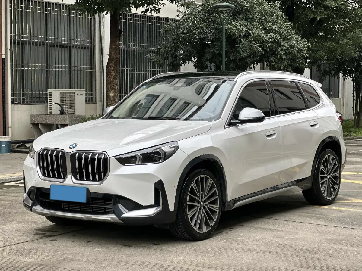 2024 BMW X1 2.0T 204HP L4 7DCT,autocango,china used car exporter,china ev exporter,chinese used car exporter,chinese used ev exporter