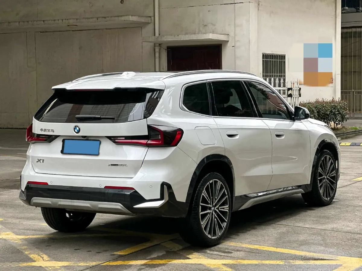 2024 BMW X1 2.0T 204HP L4 7DCT,autocango,china used car exporter,china ev exporter,chinese used car exporter,chinese used ev exporter