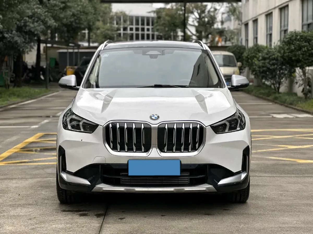 2024 BMW X1 2.0T 204HP L4 7DCT,autocango,china used car exporter,china ev exporter,chinese used car exporter,chinese used ev exporter