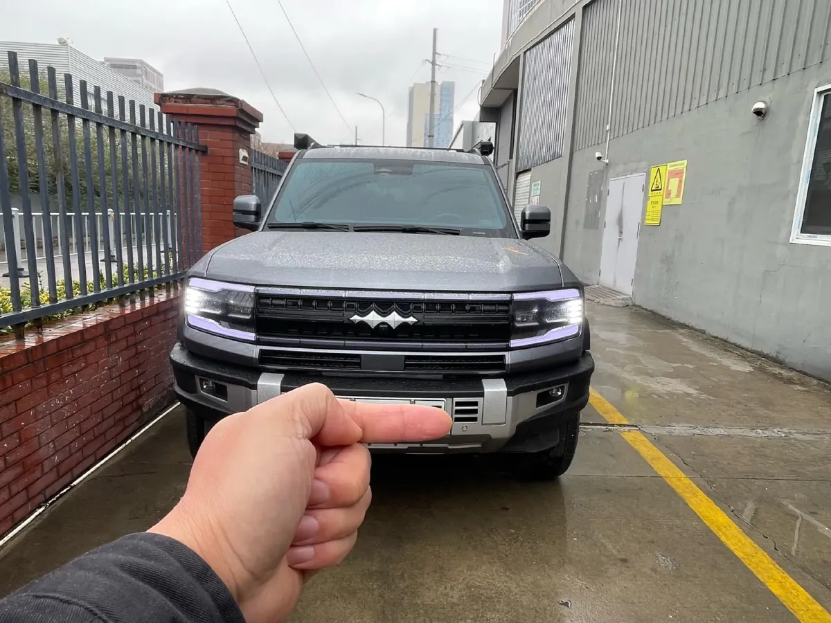2023 FangChengBao Bao 5 1.5T 194HP L4 E-CVT PHEV 31.8KWH,autocango,china used car exporter,china ev exporter,chinese used car exporter,chinese used ev exporter