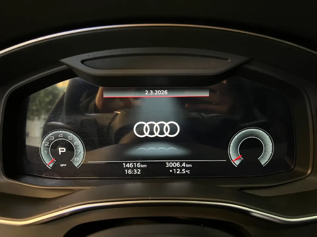 2023 Audi A6L 2.0T 245HP L4 7DCT,autocango,china used car exporter,china ev exporter,chinese used car exporter,chinese used ev exporter