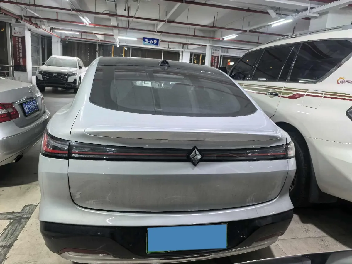 2025 BaoJun XiangJing BEV,autocango,china used car exporter,china ev exporter,chinese used car exporter,chinese used ev exporter