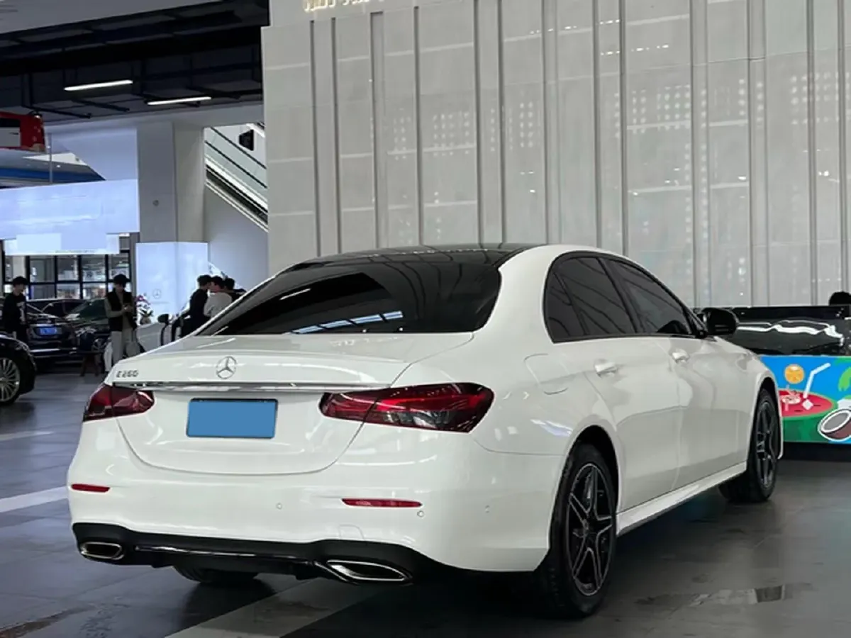 2021 Mercedes-Benz E Class 2.0T 197HP L4 9AT,autocango,china used car exporter,china ev exporter,chinese used car exporter,chinese used ev exporter