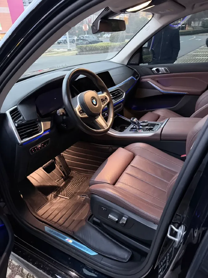 2020 BMW X5 3.0T 340HP L6 8AT,autocango,china used car exporter,china ev exporter,chinese used car exporter,chinese used ev exporter