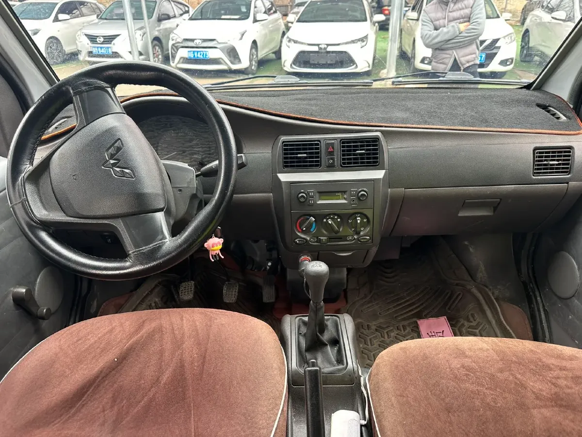 2015 HaiMa M3 1.5L 112HP L4 5MT,autocango,china used car exporter,china ev exporter,chinese used car exporter,chinese used ev exporter