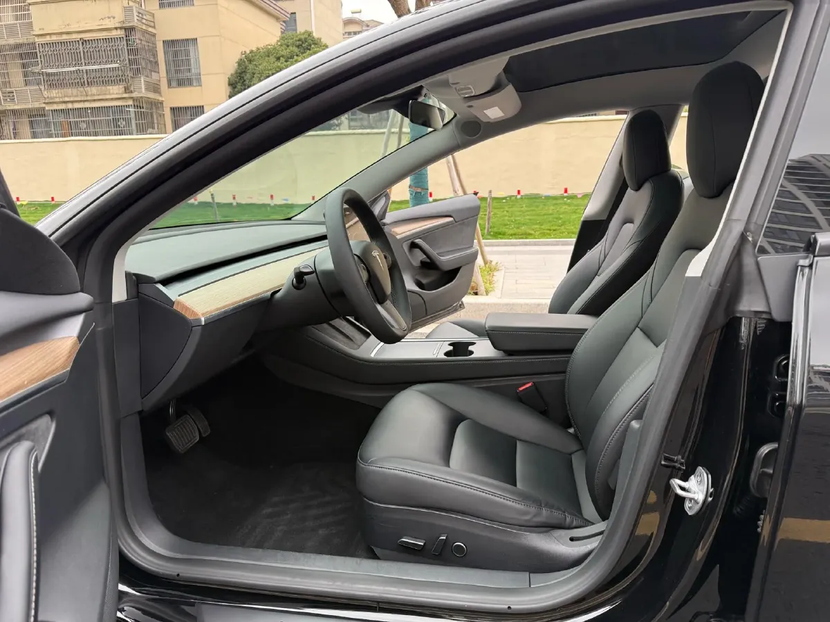 2022 Tesla Model 3 BEV 60KWH,autocango,china used car exporter,china ev exporter,chinese used car exporter,chinese used ev exporter