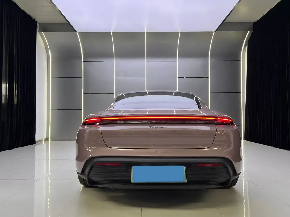 2022 Porsche Taycan 2AT BEV 79.2KWH,autocango,china used car exporter,china ev exporter,chinese used car exporter,chinese used ev exporter