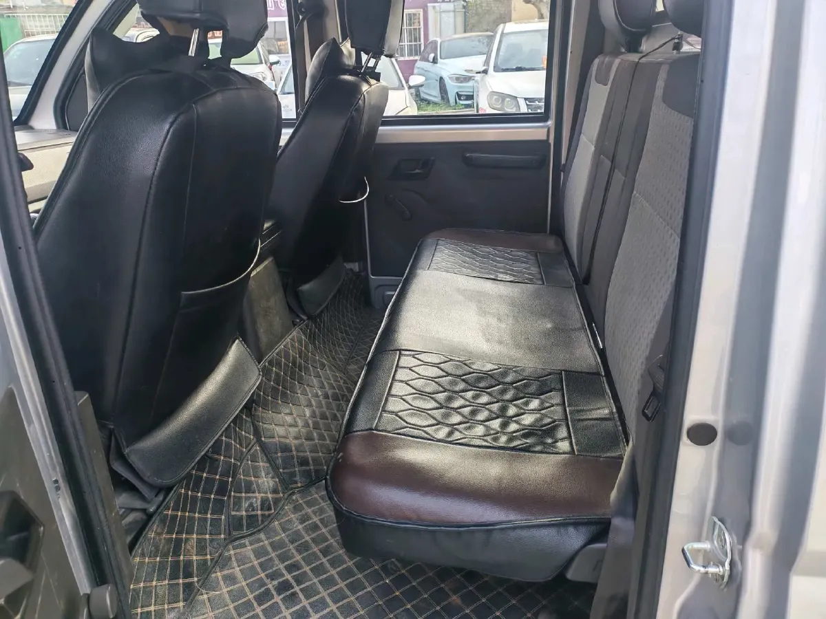 2019 WuLing RongGuang New Truck 1.5L 107HP L4 5MT,autocango,china used car exporter,china ev exporter,chinese used car exporter,chinese used ev exporter