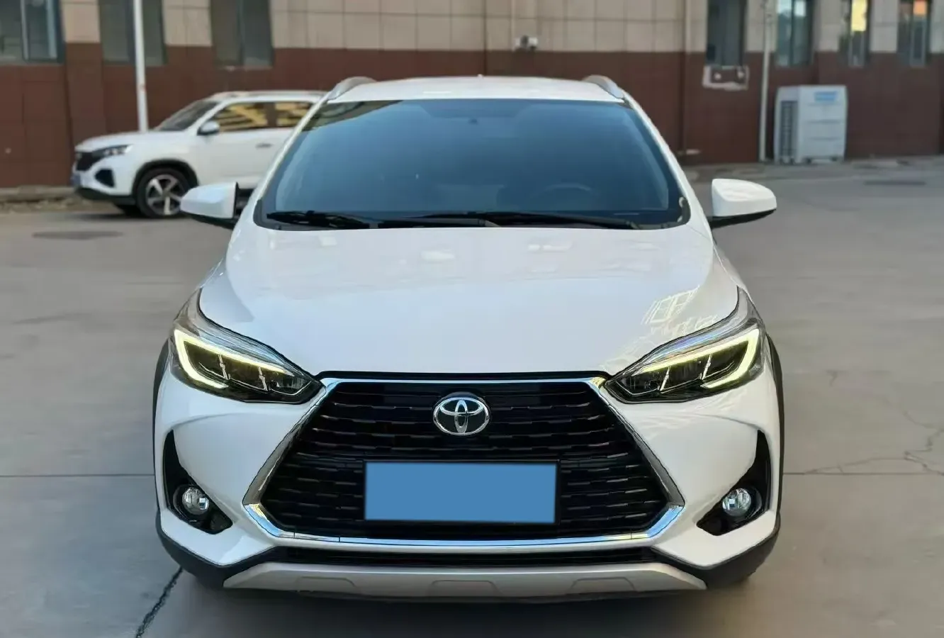 2022 Toyota Yaris L 1.5L 112HP L4 CVT,autocango,china used car exporter,china ev exporter,chinese used car exporter,chinese used ev exporter
