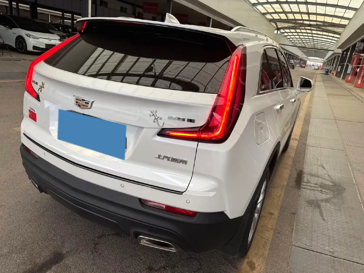 2021 Cadillac XT4 2.0T 237HP L4 9AT,autocango,china used car exporter,china ev exporter,chinese used car exporter,chinese used ev exporter