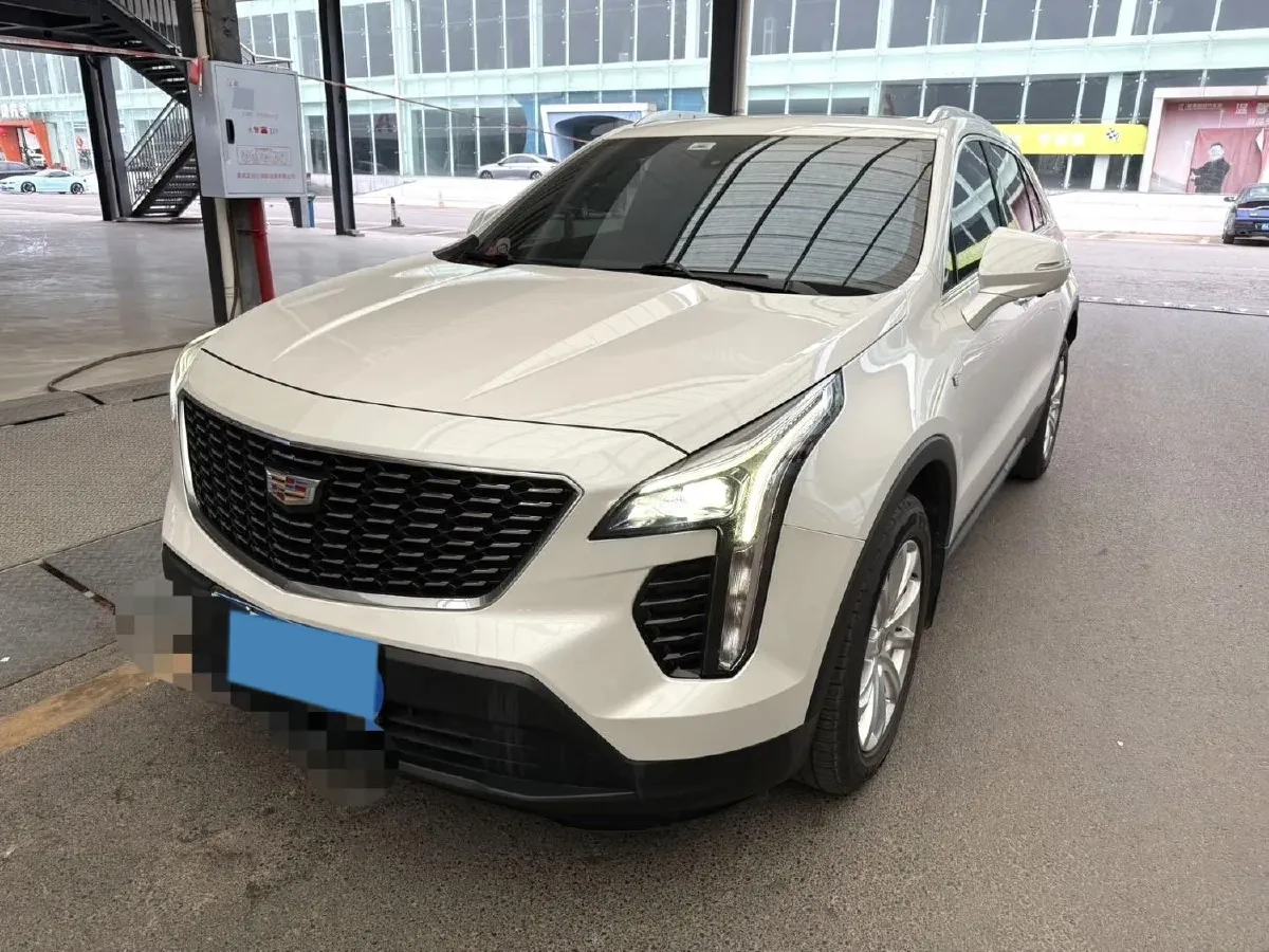 2021 Cadillac XT4 2.0T 237HP L4 9AT,autocango,china used car exporter,china ev exporter,chinese used car exporter,chinese used ev exporter