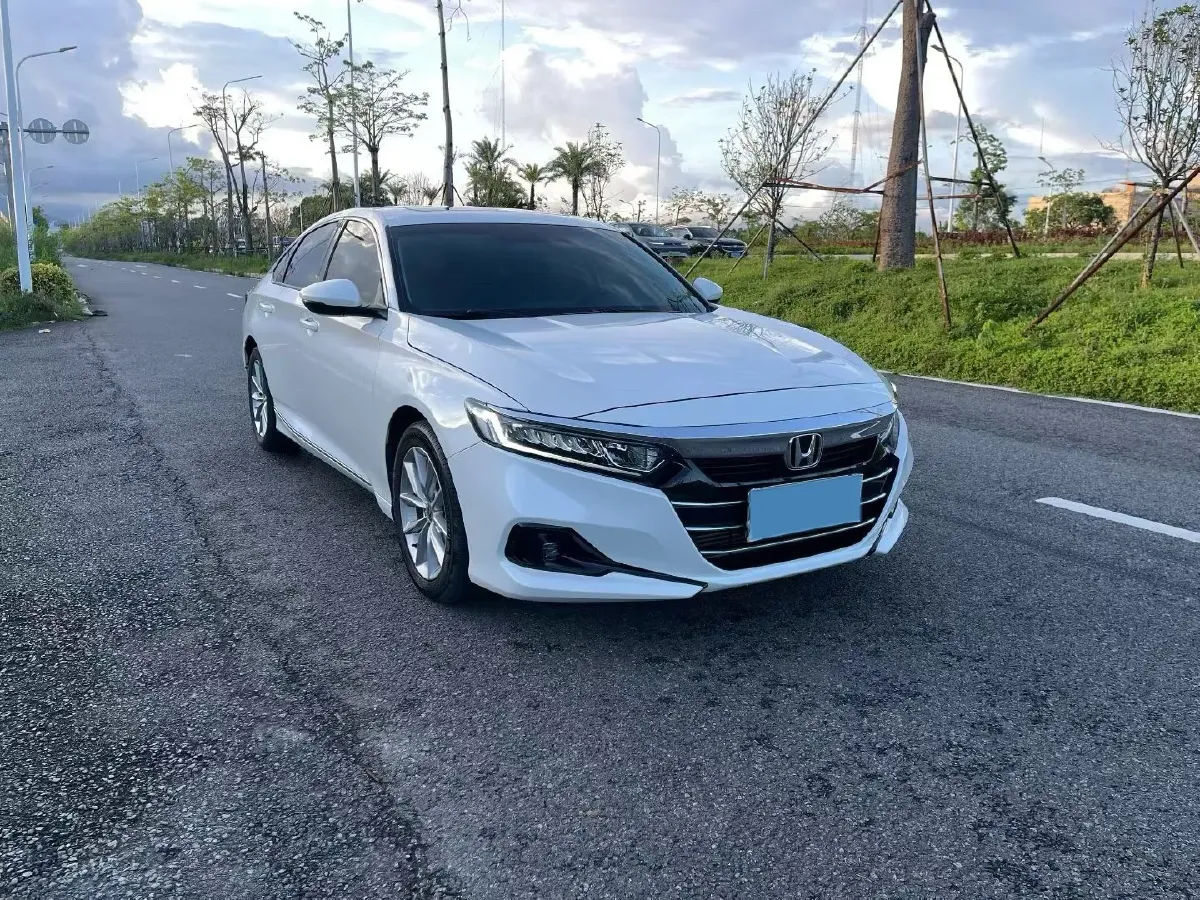 2022 Honda Accord 1.5T 194HP L4 CVT,autocango,china used car exporter,china ev exporter,chinese used car exporter,chinese used ev exporter