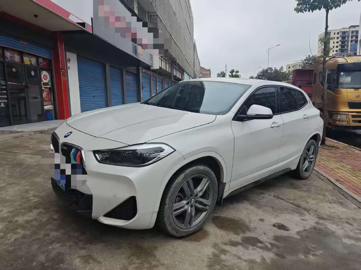 2022 BMW X2 2.0T 192HP L4 7DCT,autocango,china used car exporter,china ev exporter,chinese used car exporter,chinese used ev exporter