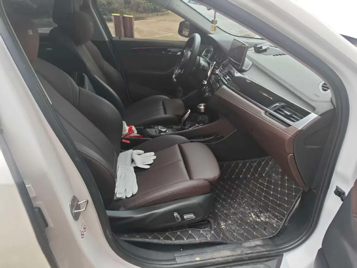 2022 BMW X2 2.0T 192HP L4 7DCT,autocango,china used car exporter,china ev exporter,chinese used car exporter,chinese used ev exporter