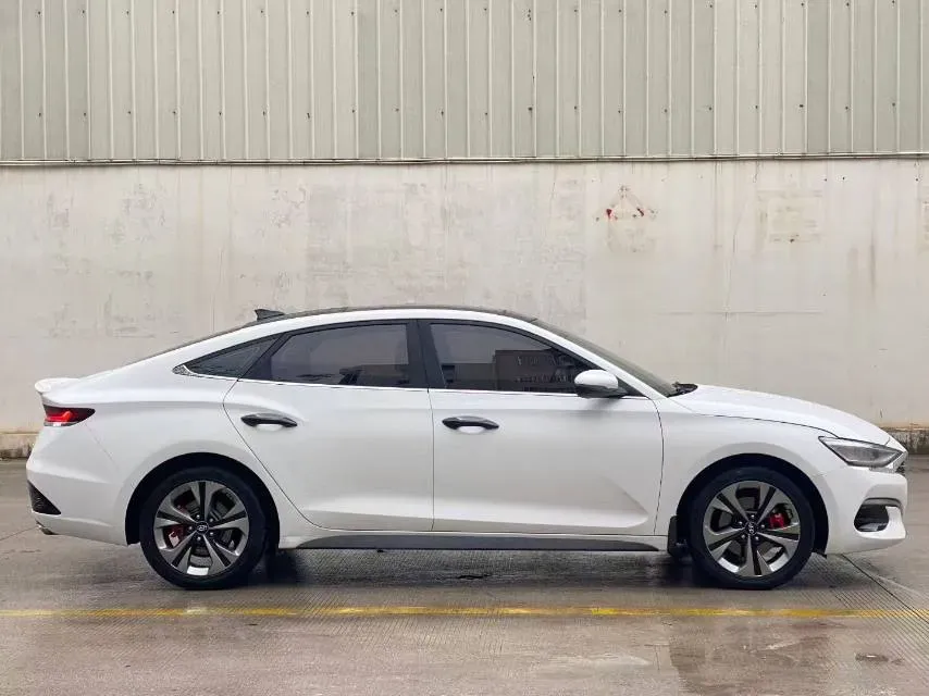 2019 Hyundai La Festa 1.6T 204HP L4 7DCT,autocango,china used car exporter,china ev exporter,chinese used car exporter,chinese used ev exporter