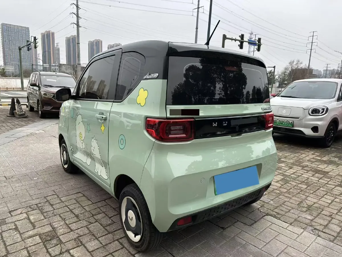 2022 WuLing HongGuang MINI EV BEV 9KWH,autocango,china used car exporter,china ev exporter,chinese used car exporter,chinese used ev exporter