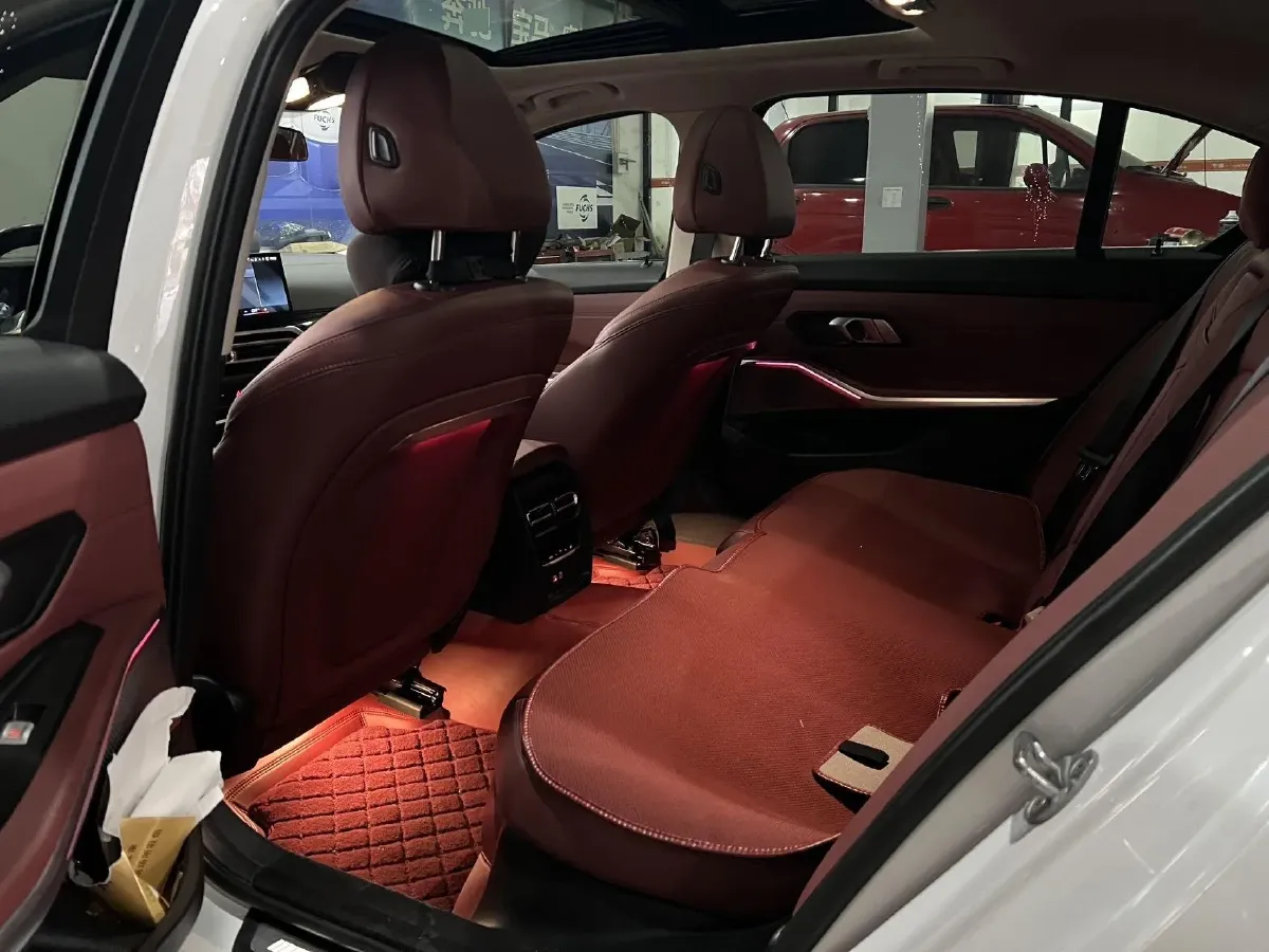 2023 BMW 3 Series 2.0T 184HP L4 8AT,autocango,china used car exporter,china ev exporter,chinese used car exporter,chinese used ev exporter