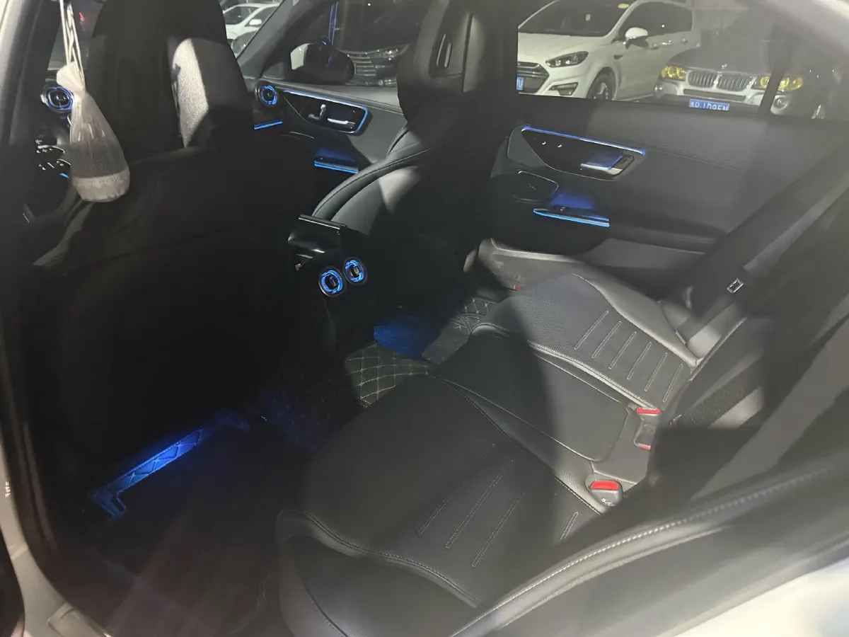 2025 Mercedes-Benz C Class 1.5T 204HP L4 9AT,autocango,china used car exporter,china ev exporter,chinese used car exporter,chinese used ev exporter