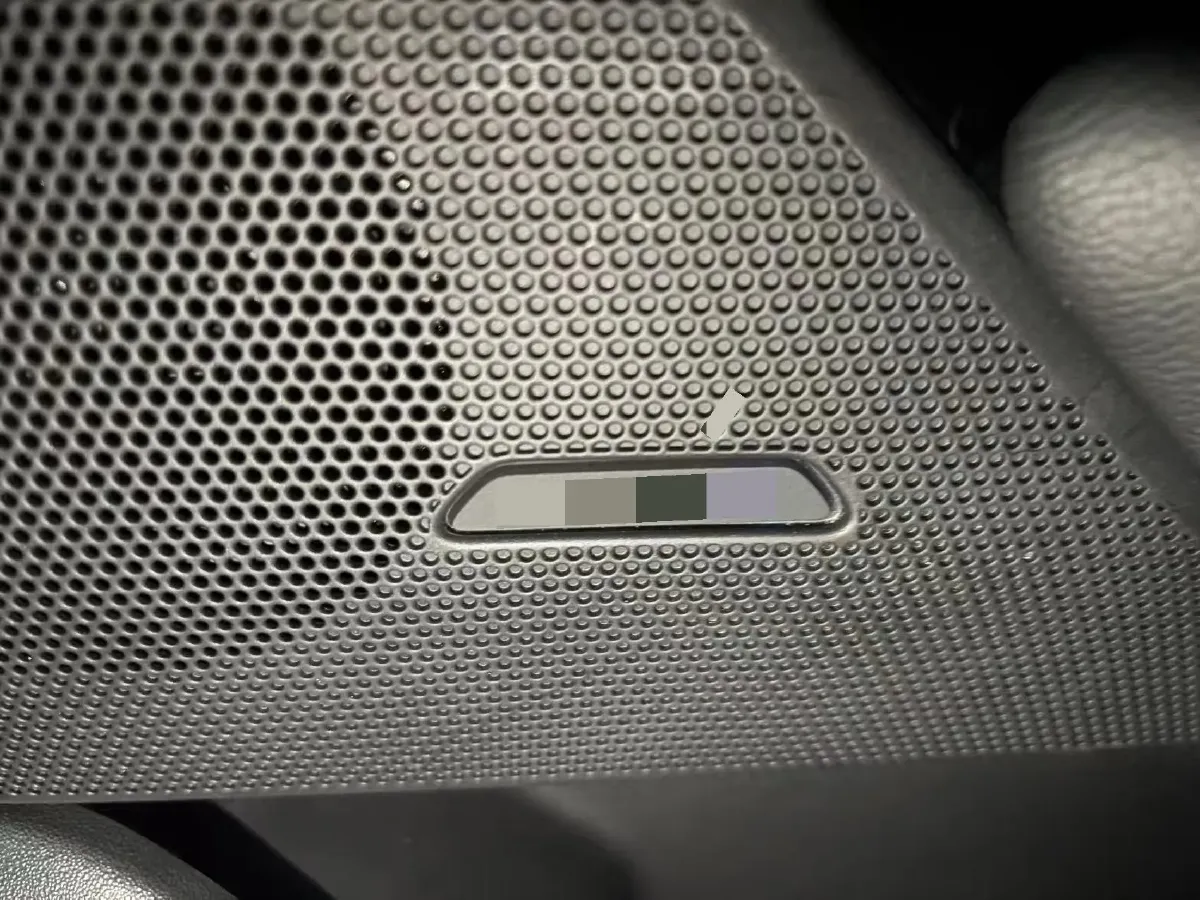 2019 Land Rover Range Rover Velar 2.0T 250HP L4 8AT,autocango,china used car exporter,china ev exporter,chinese used car exporter,chinese used ev exporter