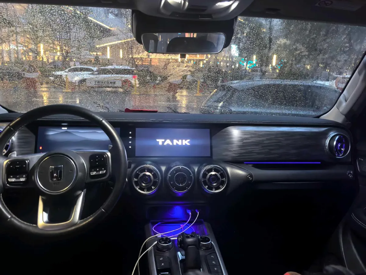 2021 Tank 300 2.0T 227HP L4 8AT,autocango,china used car exporter,china ev exporter,chinese used car exporter,chinese used ev exporter