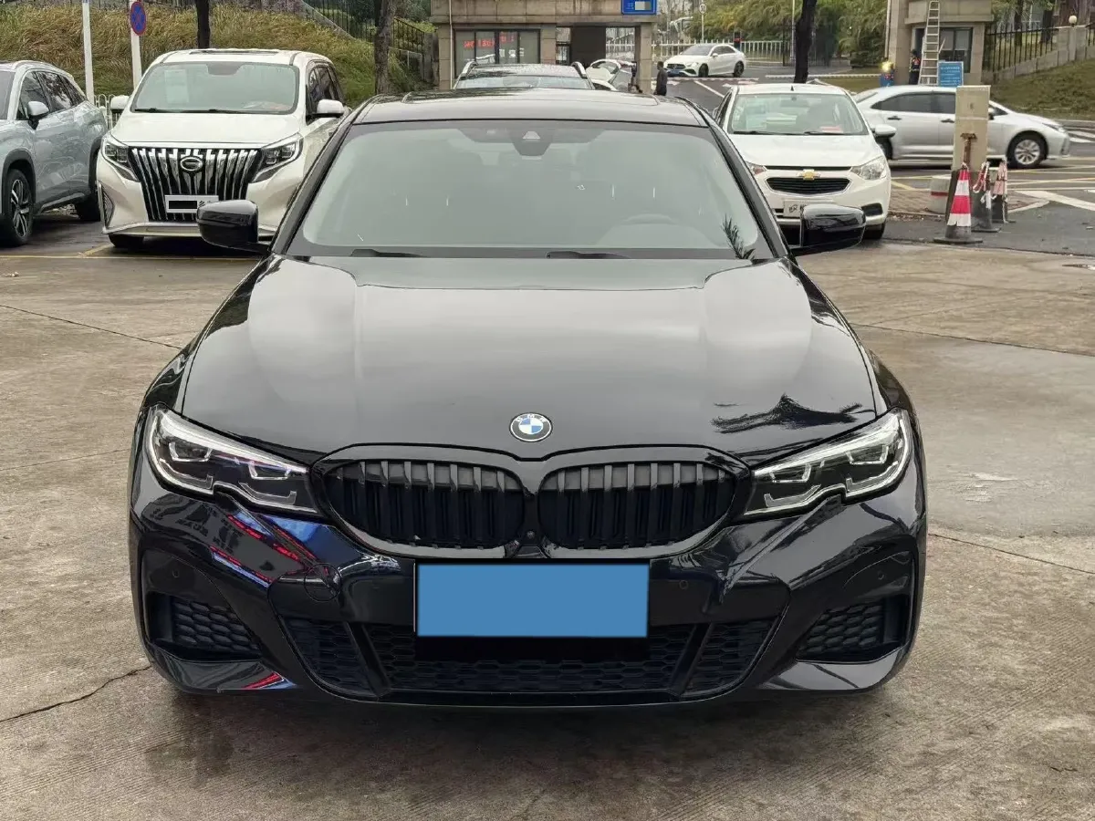 2021 BMW 3 Series 2.0T 184HP L4 8AT,autocango,china used car exporter,china ev exporter,chinese used car exporter,chinese used ev exporter