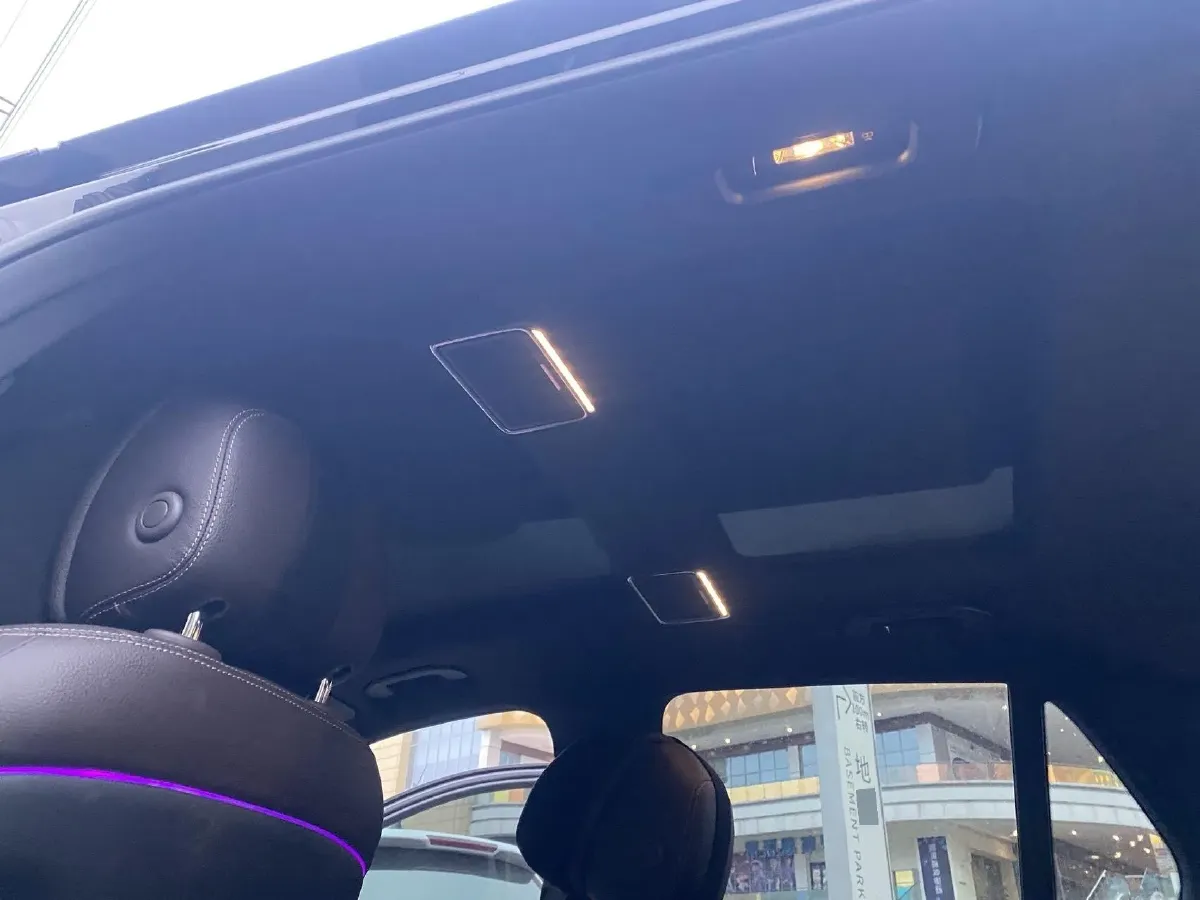 2022 Mercedes-Benz GLC Class 2.0T 197HP L4 9AT,autocango,china used car exporter,china ev exporter,chinese used car exporter,chinese used ev exporter