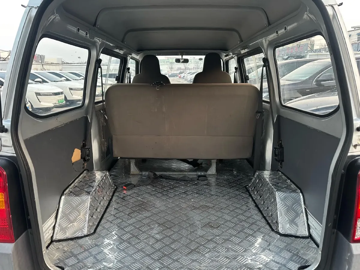 2020 WuLing ZhiGuang 1.2L 76HP L4 5MT,autocango,china used car exporter,china ev exporter,chinese used car exporter,chinese used ev exporter