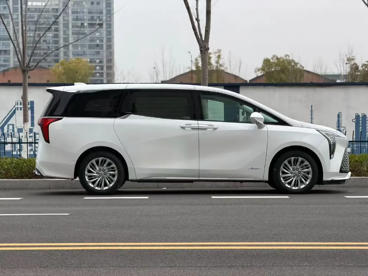 2023 Buick Century 2.0T 237HP L4 9AT,autocango,china used car exporter,china ev exporter,chinese used car exporter,chinese used ev exporter