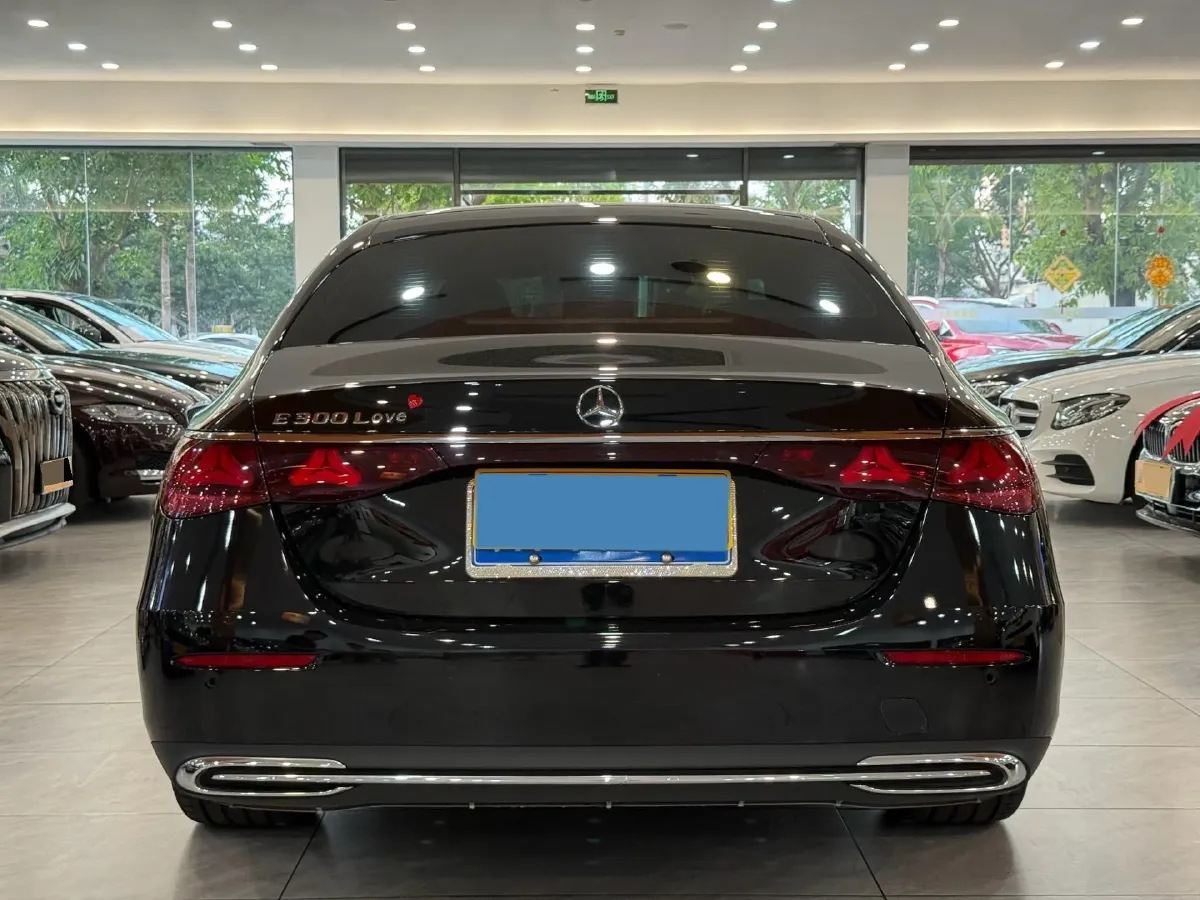 2024 Mercedes-Benz E Class 2.0T 258HP L4 9AT,autocango,china used car exporter,china ev exporter,chinese used car exporter,chinese used ev exporter