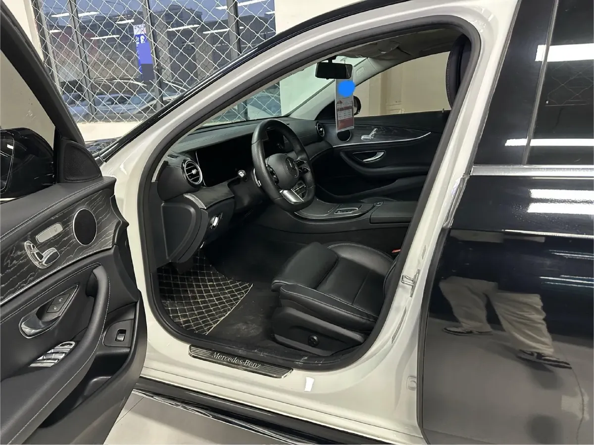 2021 Mercedes-Benz E Class 2.0T 197HP L4 9AT,autocango,china used car exporter,china ev exporter,chinese used car exporter,chinese used ev exporter