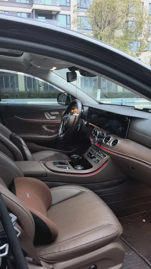 2021 Mercedes-Benz E Class 2.0T 258HP L4 9AT,autocango,china used car exporter,china ev exporter,chinese used car exporter,chinese used ev exporter