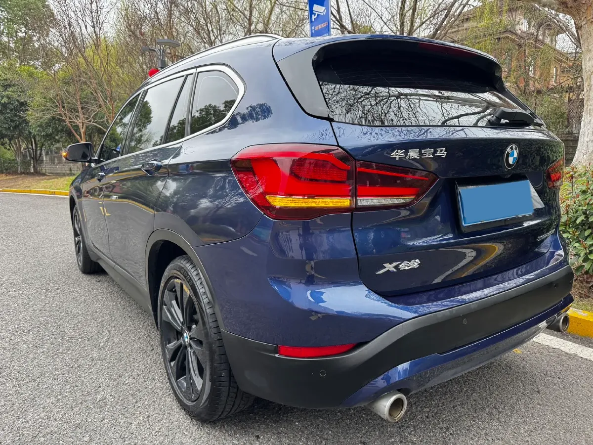 2020 BMW X1 1.5T 140HP L3 7DCT,autocango,china used car exporter,china ev exporter,chinese used car exporter,chinese used ev exporter