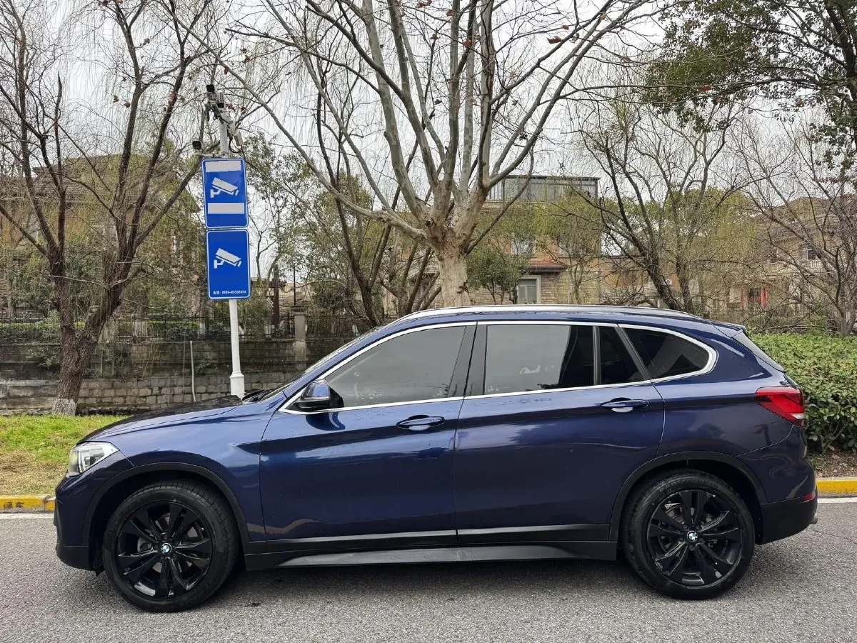 2020 BMW X1 1.5T 140HP L3 7DCT,autocango,china used car exporter,china ev exporter,chinese used car exporter,chinese used ev exporter