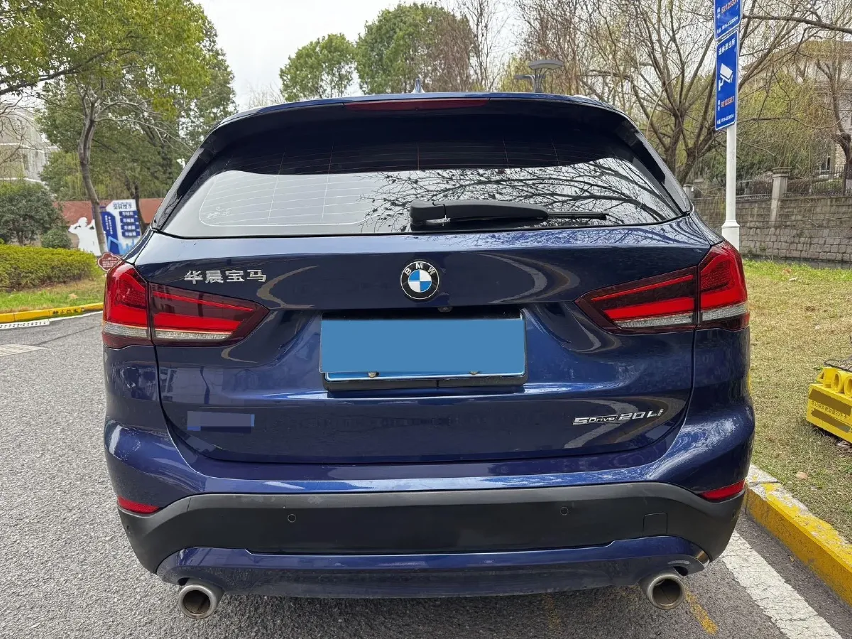 2020 BMW X1 1.5T 140HP L3 7DCT,autocango,china used car exporter,china ev exporter,chinese used car exporter,chinese used ev exporter