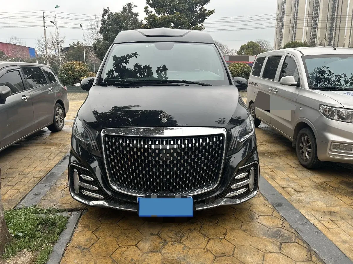 2021 Mercedes-Benz Vito 2.0T 211HP L4 9AT,autocango,china used car exporter,china ev exporter,chinese used car exporter,chinese used ev exporter