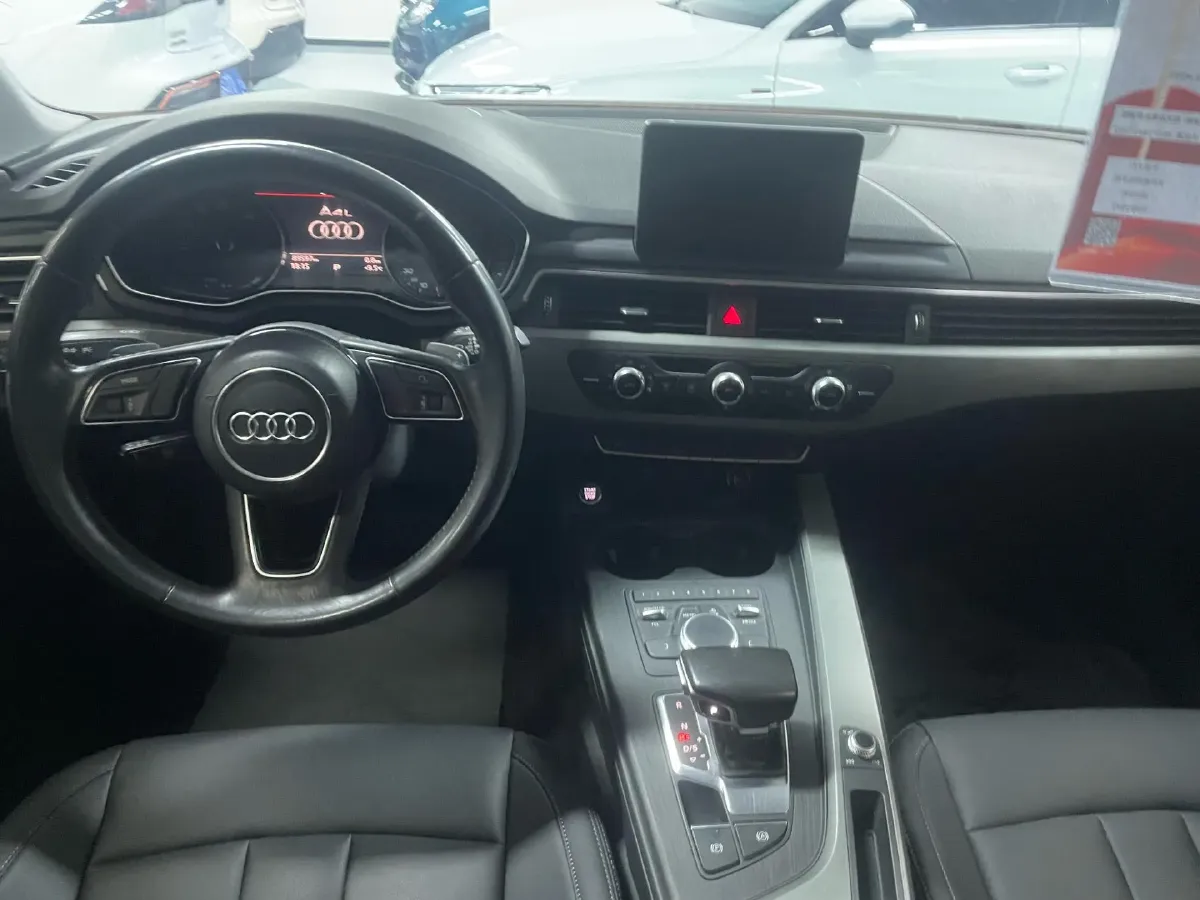 2019 Audi A4L 2.0T 190HP L4 7DCT,autocango,china used car exporter,china ev exporter,chinese used car exporter,chinese used ev exporter