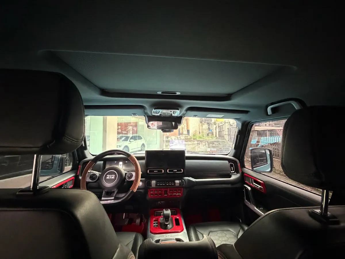 2025 212 212 T01 2.0T 252HP L4 8AT,autocango,china used car exporter,china ev exporter,chinese used car exporter,chinese used ev exporter