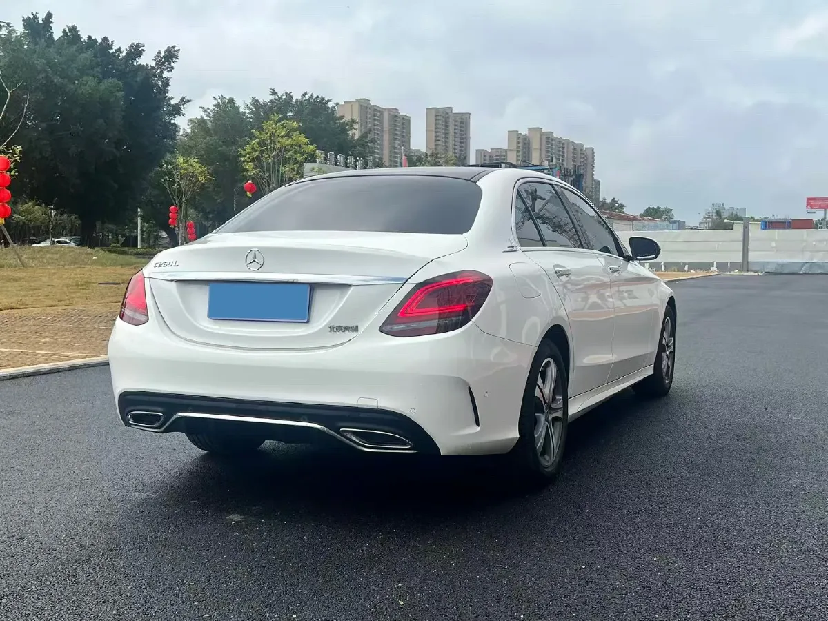 2021 Mercedes-Benz C Class 1.5T 184HP L4 9AT,autocango,china used car exporter,china ev exporter,chinese used car exporter,chinese used ev exporter