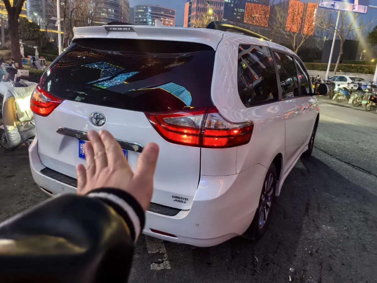 2019 Toyota Avalon 2.5L 178HP L4 E-CVT Hybrid,autocango,china used car exporter,china ev exporter,chinese used car exporter,chinese used ev exporter