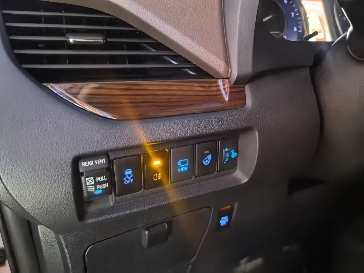 2019 Toyota Avalon 2.5L 178HP L4 E-CVT Hybrid,autocango,china used car exporter,china ev exporter,chinese used car exporter,chinese used ev exporter