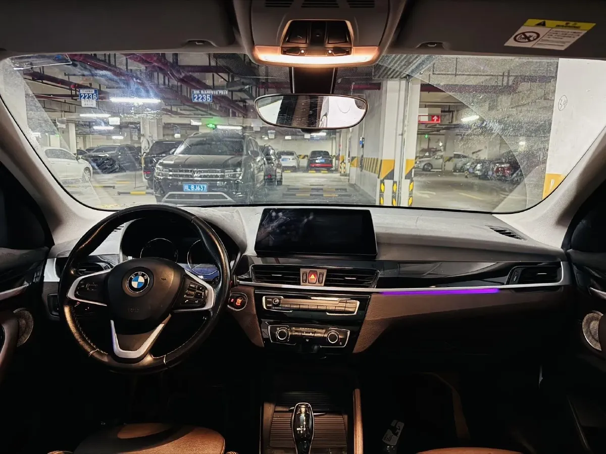 2021 BMW X1 1.5T 140HP L3 7DCT,autocango,china used car exporter,china ev exporter,chinese used car exporter,chinese used ev exporter