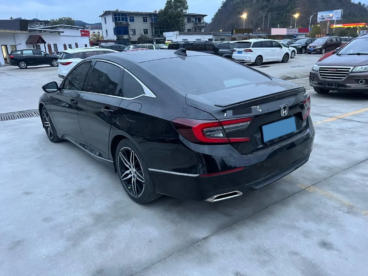 2022 Honda Accord 1.5T 194HP L4 CVT,autocango,china used car exporter,china ev exporter,chinese used car exporter,chinese used ev exporter