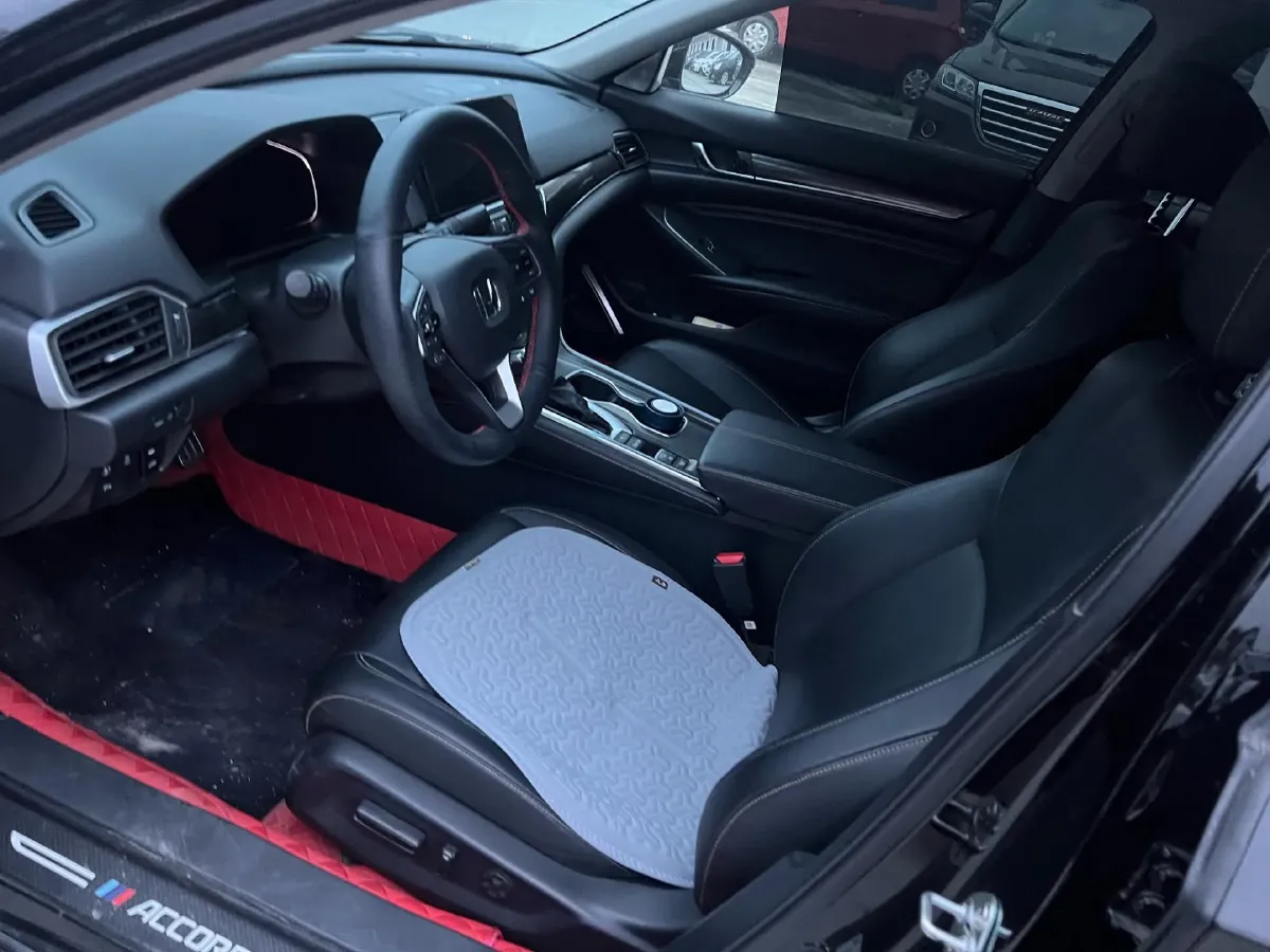 2022 Honda Accord 1.5T 194HP L4 CVT,autocango,china used car exporter,china ev exporter,chinese used car exporter,chinese used ev exporter